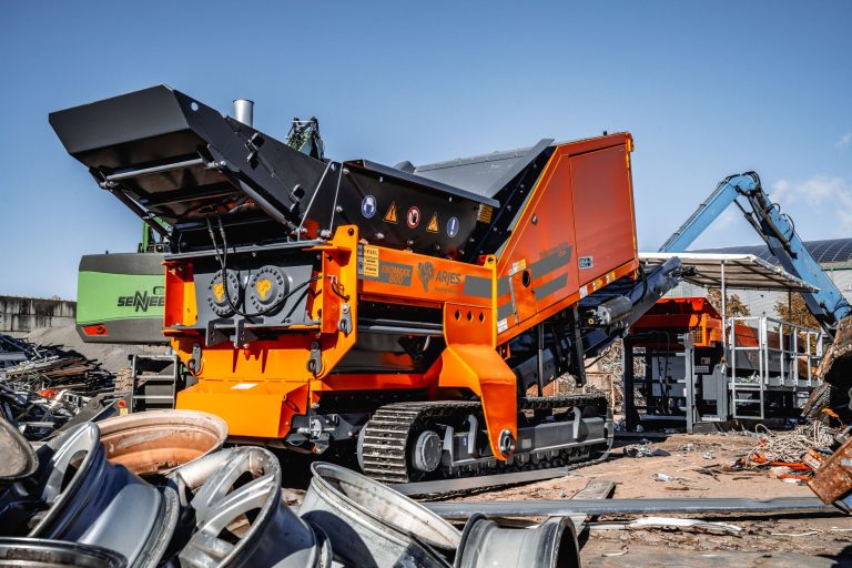 ARJES EKOMAXX 800 zerkleinert Metallschrott