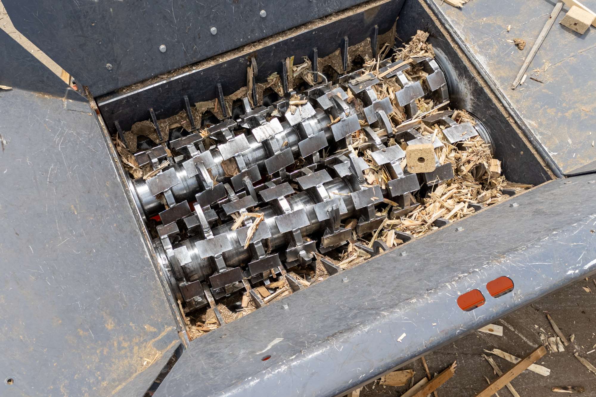 nnnn_s-850_shredding-unti_02
